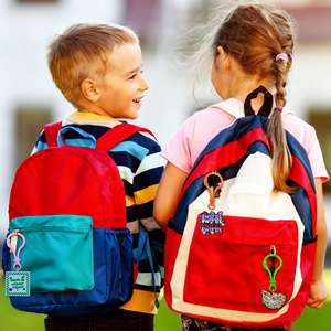 Boucles en plastique mignonnes à motif de dessin animé, petits cadeaux, pendentifs DIY, accessoires cool, fermoirs se vendent bien à l'étranger - Product Image 3