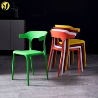 Mesas y Sillas de Plástico de Diseño Moderno para Cafetería, Silla de Comedor Colorida para Exteriores de Fábrica para Restaurantes y Parques