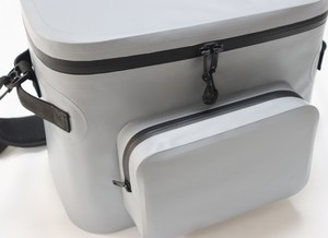 Özelleştirilebilir açık taşınabilir soğutucu kutu büyük kapasiteli PVC yumuşak taraflı yalıtımlı soğutucu çanta taşınabilir plaj soğutucu kutu - Product Image 5