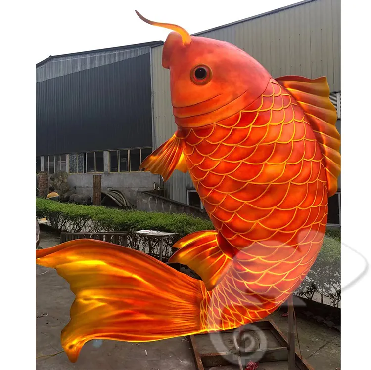 섬유유리 물고기 동상 안쪽에 빛을 가진 옥외 섬유유리 물고기