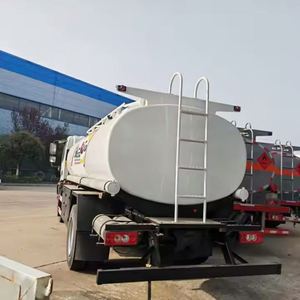 Camion-citerne à carburant Foton 4x2, station-service portable, ravitaillement mobile, 5000-10000L - Product Image 6