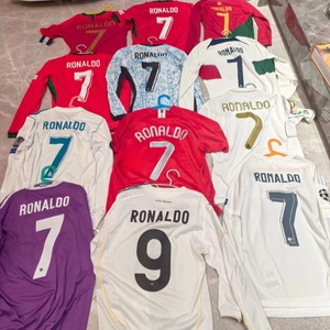 Camiseta de Fútbol Personalizada de Ronaldo, Última Temporada, con Diseños Retro de Clubes y Selecciones Nacionales - Product Image 2