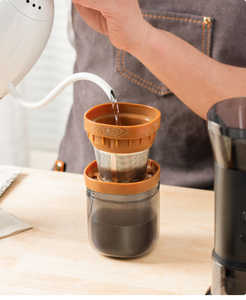 Moulin <span class=keywords><strong>à</strong></span> <span class=keywords><strong>café</strong></span> électrique en acier inoxydable écologique avec logo personnalisé, portable, automatique, moderne, de qualité alimentaire, pour <span class=keywords><strong>café</strong></span> et thé, nouveau - Product Image 3