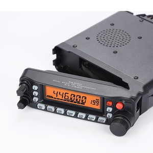 Yaesu Talkie-walkie double bande pour voiture FT-7900R UHF/VHF 25W Portée 100 km Résistant à l'eau IPX-1 Garantie 1 an - Product Image 1