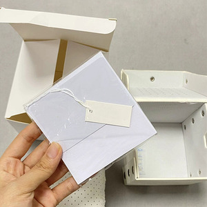 Coffret de montre de luxe blanc élégant, emballage complet pour montre avec sac cadeau, carte et certificat, boîte cadeau avec logo personnalisé - Product Image 3