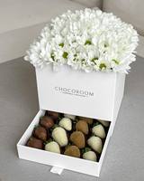 Benutzer definierte leere Schokolade bedeckt Erdbeeren und Blumen Lieferung Geschenk box Verpackung zum Verkauf