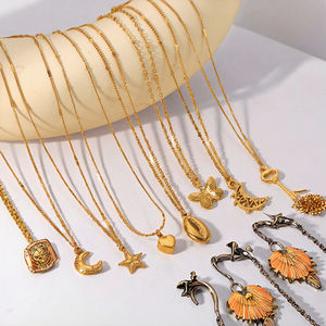 OEM ODM LEPAI Gratis 18K verguld roestvrijstalen schakelsnoer met maan, ster, schelp en vlinder hanger voor dames en kinderen - Product Image 3