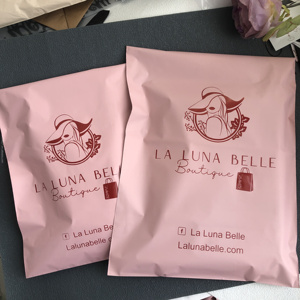 Biodégradable 30x40cm mat rose impression feuille d'or logo sacs d'expédition personnalisés Poly sacs postaux sacs de courrier <span class=keywords><strong>pour</strong></span> paquet de vêtements - Product Image 3