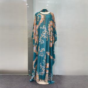 Nouvelle Robe Musulmane Style Modeste Africain, Robe 2 Pièces ODM Broderie Respirante pour Femmes des <span class=keywords><strong>Pays</strong></span> du Moyen-Orient et du Golfe – Dubaï, Arabie Saoudite - Product Image 6