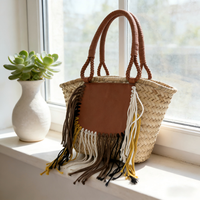 Sac en paille tressé fait main pour femme, style bohème, avec franges, patch en cuir, deux poignées, idéal pour la plage, les vacances et le shopping estival