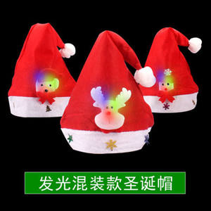 Nuevas Decoraciones Navideñas con Luces LED, Gorros de Santa Claus para Adultos y Niños, Gorros de Santa Claus con Diseño de Muñeco de Nieve y Reno - Product Image 4