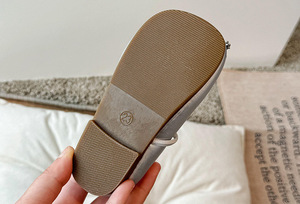 Meisjes Prinsessen Schoenen 2026 Lente Herfst Koreaanse Stijl Kinderen PU Bovenwerk Anti-Slip Elastische Band Zachte Zool Mode Flats - Product Image 3