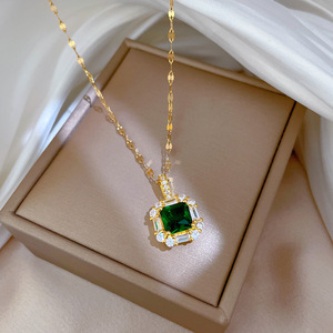 Collar de diamantes completos de circón de oro auténtico Micro pavé de lujo para mujer, nueva cadena de acero de clavícula Titan, collares colgantes de moda - Product Image 4