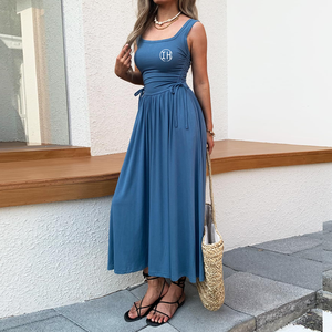 بيع بالجملة النساء عارضة بلا أكمام مربع الرقبة فستان طويل الجانب الرباط Ruched لينة فساتين الشاطئ الصيف دافئ - Product Image 1