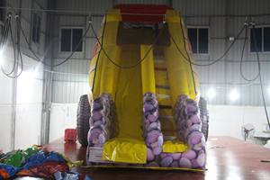Tobogán inflable Monster Truck para fiestas infantiles al aire libre, alquiler comercial. - Product Image 3