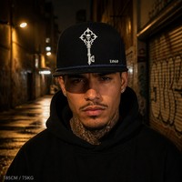 Casquette Trucker 5 Panneaux Vintage Personnalisée avec Broderie, Visière en Mousse et Filet, Style Urbain Chicano Côte Ouest, Vente en Gros