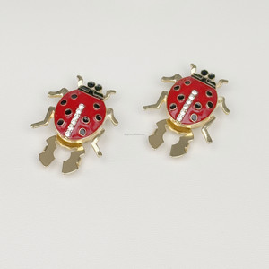 Tùy chỉnh OEM ODM bóng côn trùng hình dạng áo sơ mi nút Bìa bán buôn không may thiết kế mới lạ chất lượng cao nút trang trí - Product Image 5