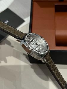 Montre élégante pour femme en cristal, style classique en toile et cuir, montre à quartz - Product Image 5