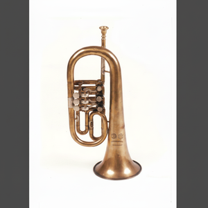 Corne de clairon en laiton de qualité supérieure avec un éclat doré authentique, parfaite pour les programmes culturels, les spectacles de groupe et les fonctions religieuses - Product Image 1