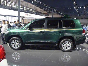 Land Cruiser VX-R 4.1-6L Turbo Semi-Automatique SUV 2023 avec sièges en cuir, toit ouvrant panoramique, climatisation automatique gauche et feux LED - Product Image 6