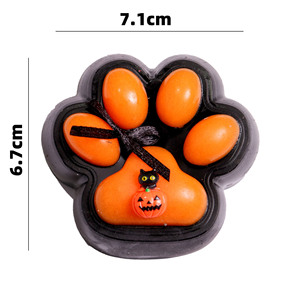 Nuevo Juguete Comestible de Halloween, Figura de Gato Suave y Adorable en Forma de Croissant, Juguete Antiestrés Schylling - Product Image 6