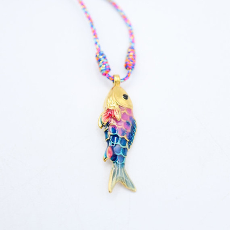 Collar de peces azul y morado