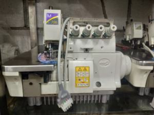 <span class=keywords><strong>จักร</strong></span>เย็บผ้าโอเวอร์ล็อค <span class=keywords><strong>4</strong></span> <span class=keywords><strong>เส้น</strong></span> รุ่น Pegasus M700 <span class=keywords><strong>มือ</strong></span><span class=keywords><strong>สอง</strong></span> คุณภาพสู<span class=keywords><strong>ง</strong></span> - Product Image 4