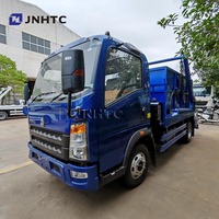 Haute qualité HOWO camion à ordures 4X2 5CBM 10CBM crochet bras camion à ordures compresseur de déchets pour la Papouasie-Nouvelle-Guinée