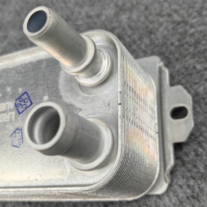 Refroidisseur <span class=keywords><strong>d</strong></span>'huile de transmission automatique C2Z18818 LR036354 pour Land Rover L405 L494 L462 L560 L663 pour Jaguar XE XF - Product Image 6