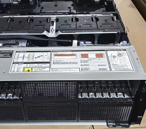 Serveur <span class=keywords><strong>EMC</strong></span> PowerEdge R960 4U en rack avec 4 sockets, processeur Intel Xeon Scalable de 4e génération, 240 cœurs, 64 DDR5 DIMM, 16 To de RAM, SAP HANA - Product Image 3