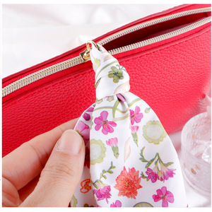 Customized PU cosmetic bag (gift), lychee texture, Korean style, large capacity, handheld <b>toiletry</b> bag/cosmetic organizer. - Product Image 2
