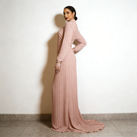 Robes de soirée musulmanes élégantes et formelles pour femmes, en tissu plissé, à col haut, à manches longues, de couleur rose clair, longueur au sol, douces et lisses