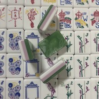 Qingchen - Juego de Fichas de Mahjong Americanas de Lujo, Fichas de la Suerte de Calidad, Diseño Moderno en Mármol Verde, Acrílico, para 4 Jugadores, Resistente al Agua