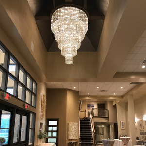 レストランホテルヴィラ用のアメリカのガラスペンダント照明大型<span class=keywords><strong>LED</strong></span>工業用家具ドロップライト吊り下げシャンデリア
