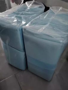 Vente en gros de tapis d'apprentissage jetables respirants pour animaux de compagnie, tapis absorbants pour chats et chiens, pour l'apprentissage de la propreté des chiens et des chiots - Product Image 6