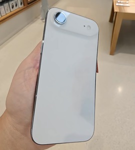 เหมาะสำหรับไฟล์ส่วนตัวและภาพถ่ายส่วนตัว รองรับ 17 Air ปกป้องความลับของคุณทั้งหมด หน้าจอ FHD รองรับ CDMA ชาร์จไร้สาย - Product Image 2