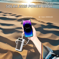 Nouvelle arrivée 22.5W banque de lithium à énergie solaire haute capacité 30000mah affichage LED Portable 65W UK tendance produit de gros