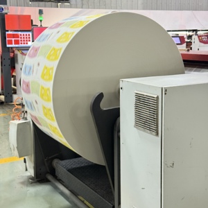 Rouleau de papier enduit de PE de qualité alimentaire, bobine jumbo, revêtement PLA disponible pour la fabrication de gobelets en papier et de bols à salade - Product Image 6