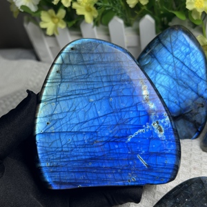 Chất Lượng Cao Ma Quỷ Màu Xanh Labradorite Đồ Trang Trí Chữa Bệnh Tinh Thể Tự Nhiên Màu Xanh Sâu Labradorite Freeform Cho Trang Trí Nội Thất - Product Image 3