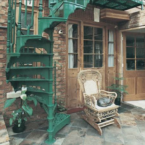 <span class=keywords><strong>Scala</strong></span> a chiocciola moderna in acciaio inossidabile con decorazioni floreali, superficie antiruggine, facile installazione per esterni e interni di ville - Product Image 4
