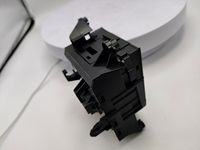 Nueva condición para el interruptor de freno de mano 93600D9000 genuino para el modo de asistencia de descenso del freno de mano del 2016-2023