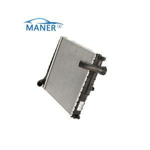 Pièces de moteur automobile MANER, radiateur 99110613203 99610613272 99610613170 pour 911 (996) 911 (997) 911 Cabriolet - Product Image 1