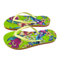 Chaussons en PE avec logo personnalisé, en vrac, pour hommes et femmes, double semelle, respirants, tongs ouvertes d'été