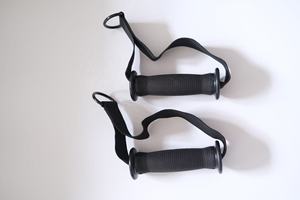 Attrezzatura Economica per <span class=keywords><strong>Pilates</strong></span> Reformer INIKO con Maniglie e Cinghie - Nylon/Plastica Nera - Product Image 4