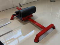 Offre Spéciale : Appareil Commercial Sissy Squat pour l'isolement profond des quadriceps, équipement d'entraînement des jambes pour salle de sport RS-1010