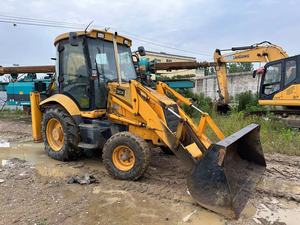 Chargeuse-pelleteuse sur pneus JCB 3CX d'occasion, 75 KW, 2018, équipement de construction - Product Image 4