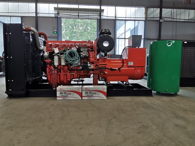 Diesel Generator Set CE ROHS UKCA HM 400KW Super Silent Type with Auto Start 85% Efficiency ATS Option Engine 380V