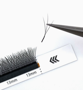 ต่อขนตาแบบเส้นต่อเส้น รูปทรง W 2D-8D  แบบ YY 3D 4D 5D 6D 7D 8D Clover Lashes  รับผลิตแบรนด์ส่วนตัว - Product Image 1
