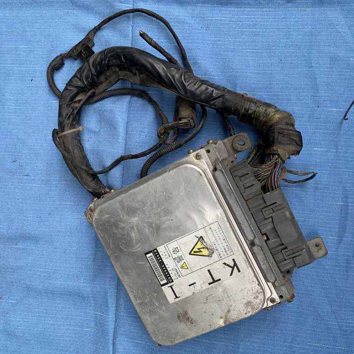 エンジンコンピューターECU HINO 89560-5361A - その他