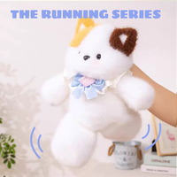 Peluche renard personnalisée de la série Soft Running avec membres mobiles et salopette en jean, poupée renard réaliste pour la vente en gros OEM